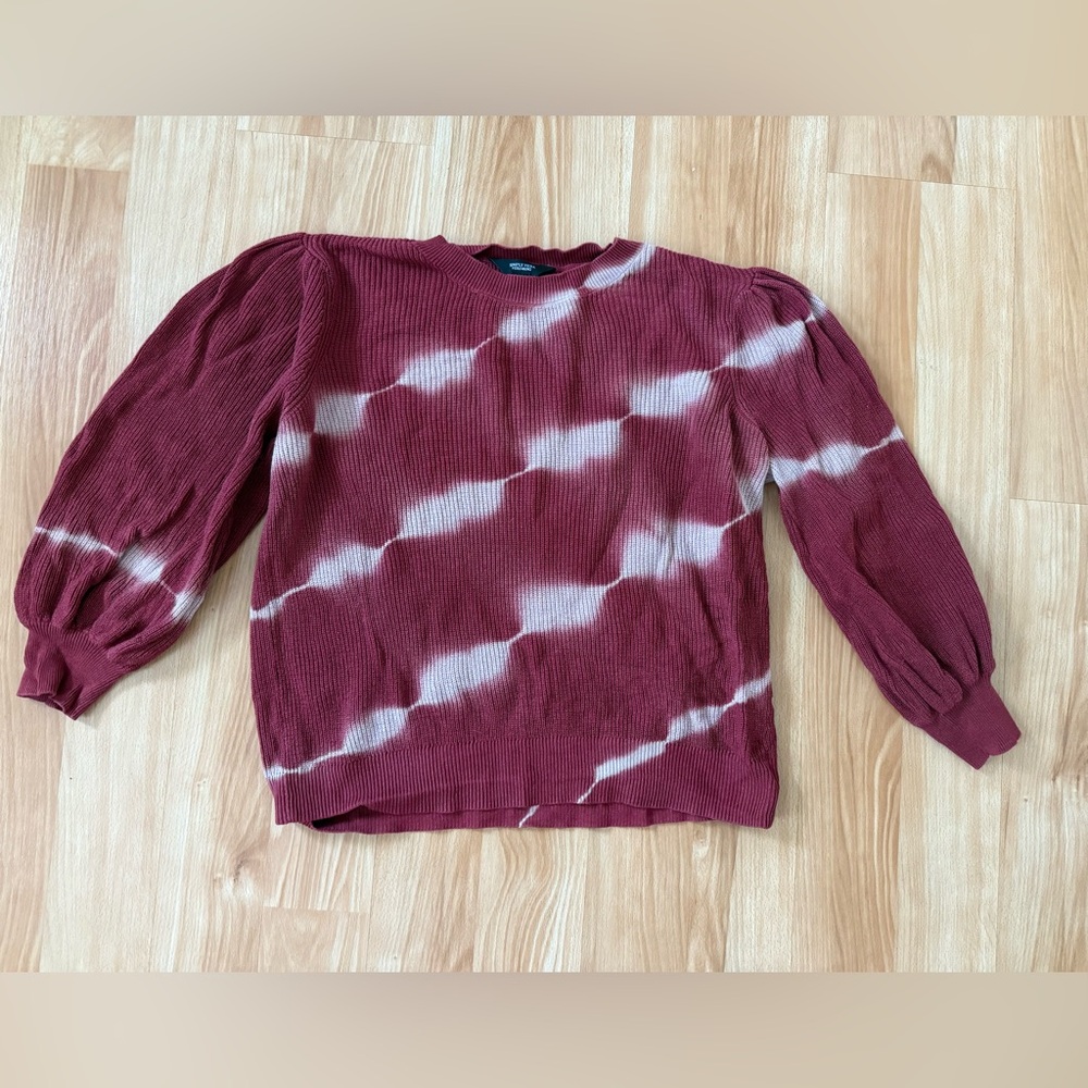 Simply Vera Vera Wang Burgundy and Cream Sweater
